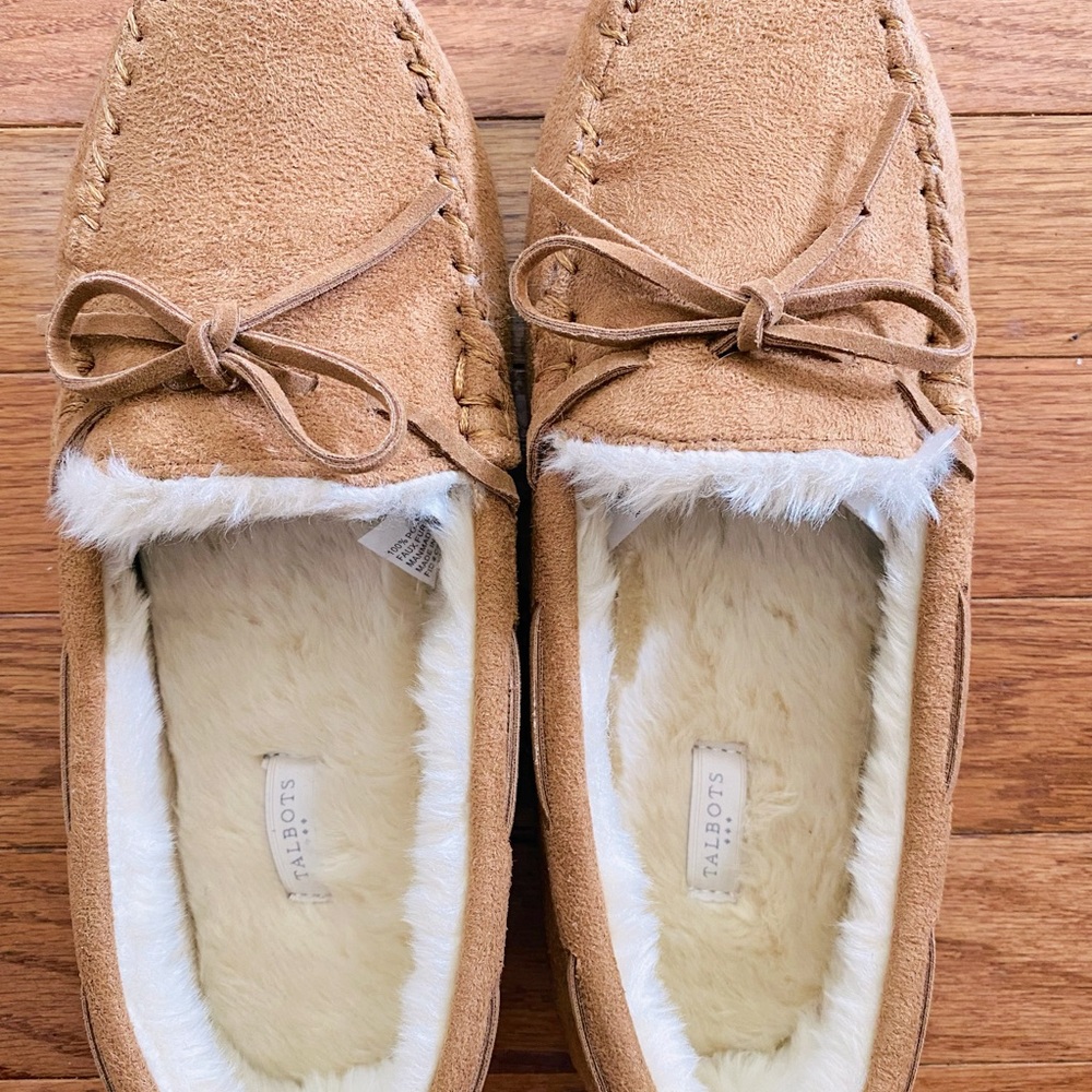 NEW! Talbots Leather Faux Fur Lined Moccasins Size 8M